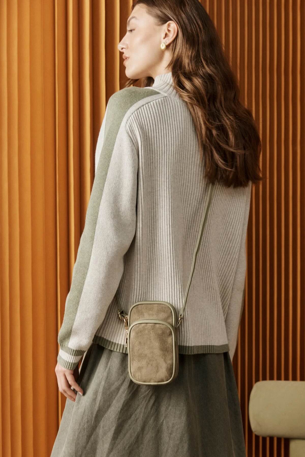 Sable Phone Bag