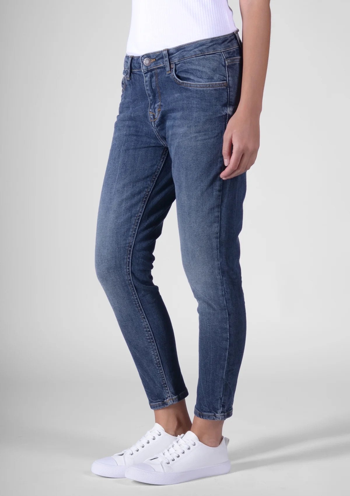 LTB Eliana Morava X Jean