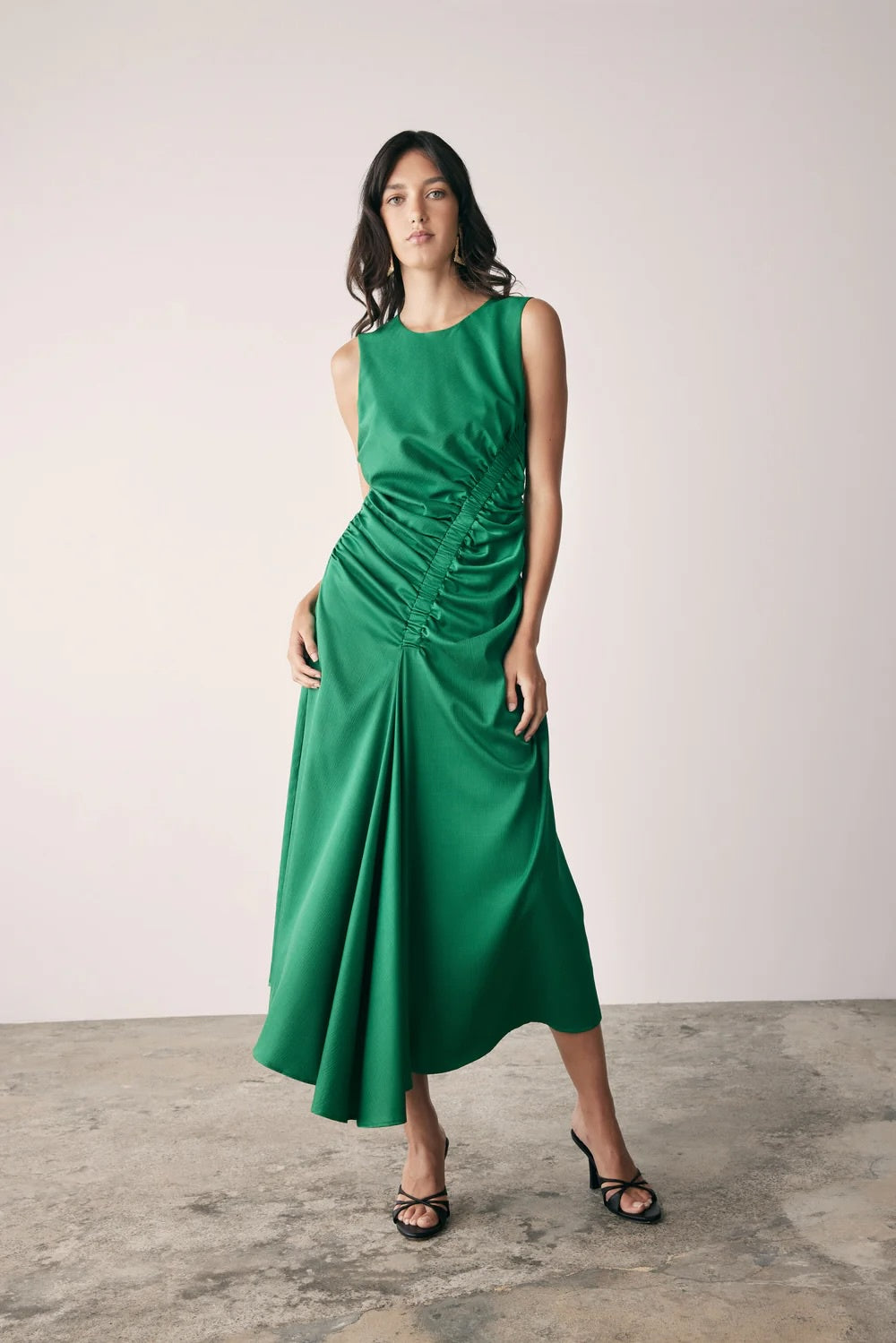 dessy bridesmaid dresses uk prices Zapaka Women Dark Green Sweetheart Bridesmaid Dress A Line Keyhole Satin  Long Prom Dress – ZAPAKA NZ main image 0