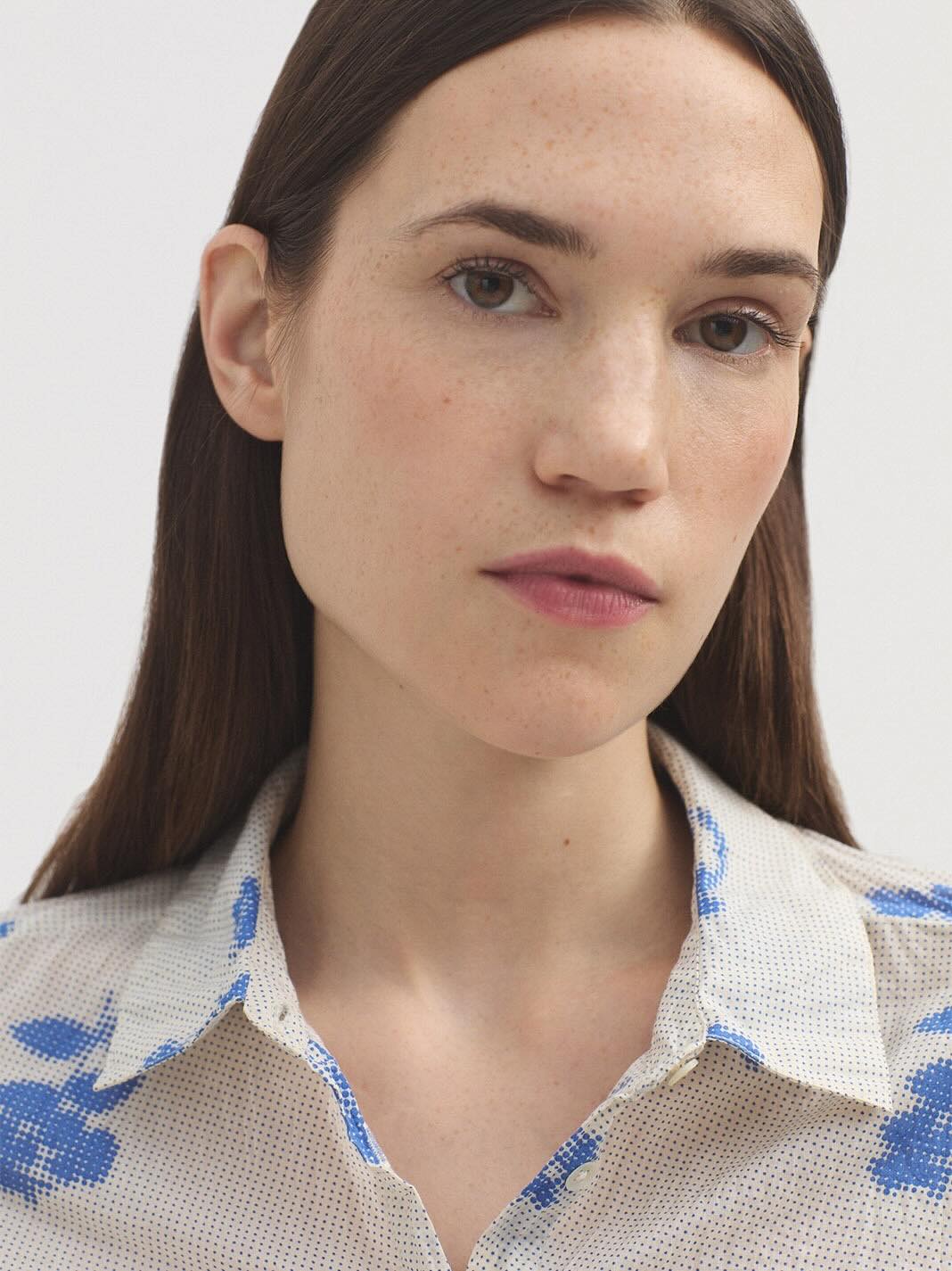 #99 Shirt - Dot Flowers