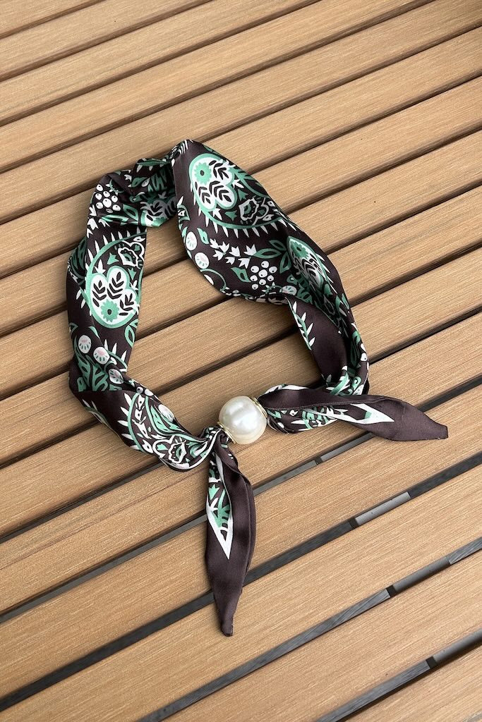Pearl fasten Neck Tie - Cocoa Vine