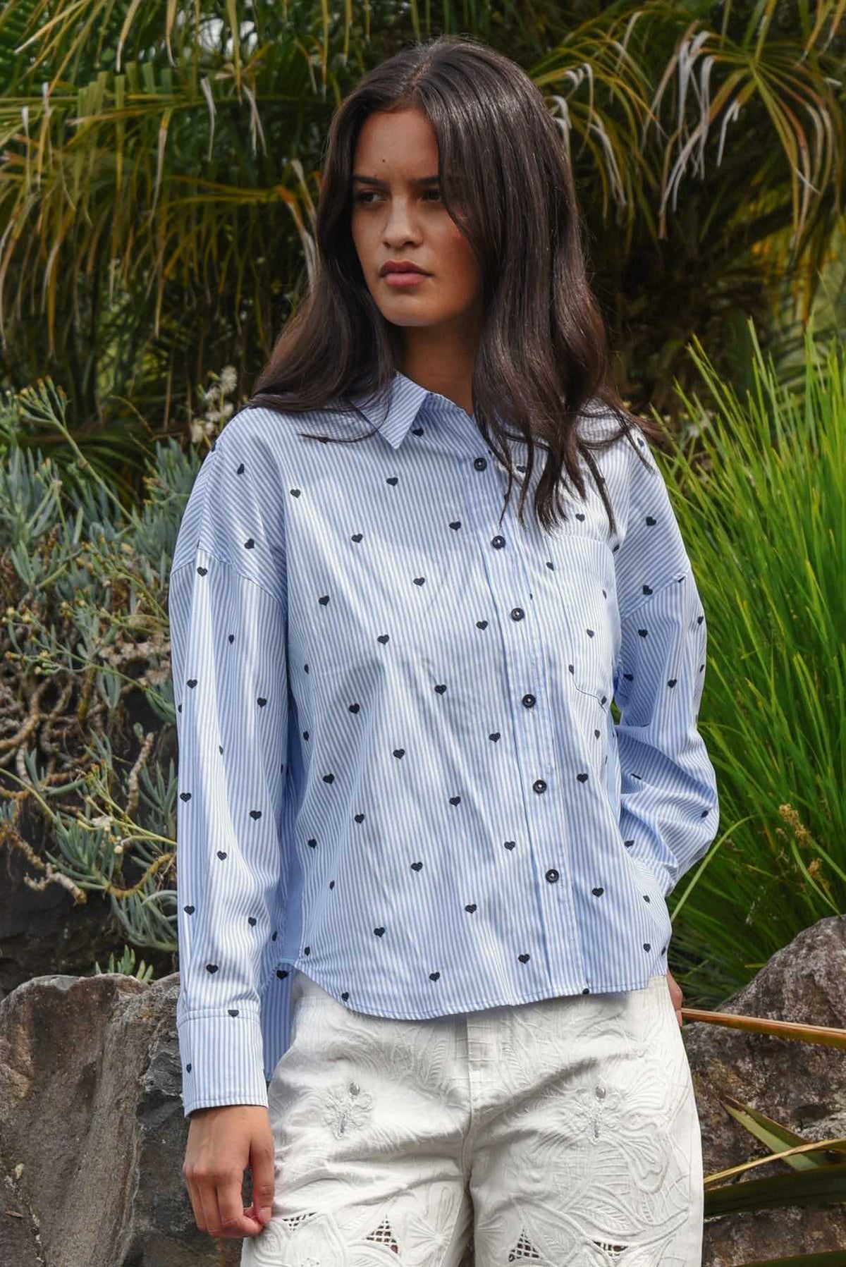 Heart Line Shirt - Blue