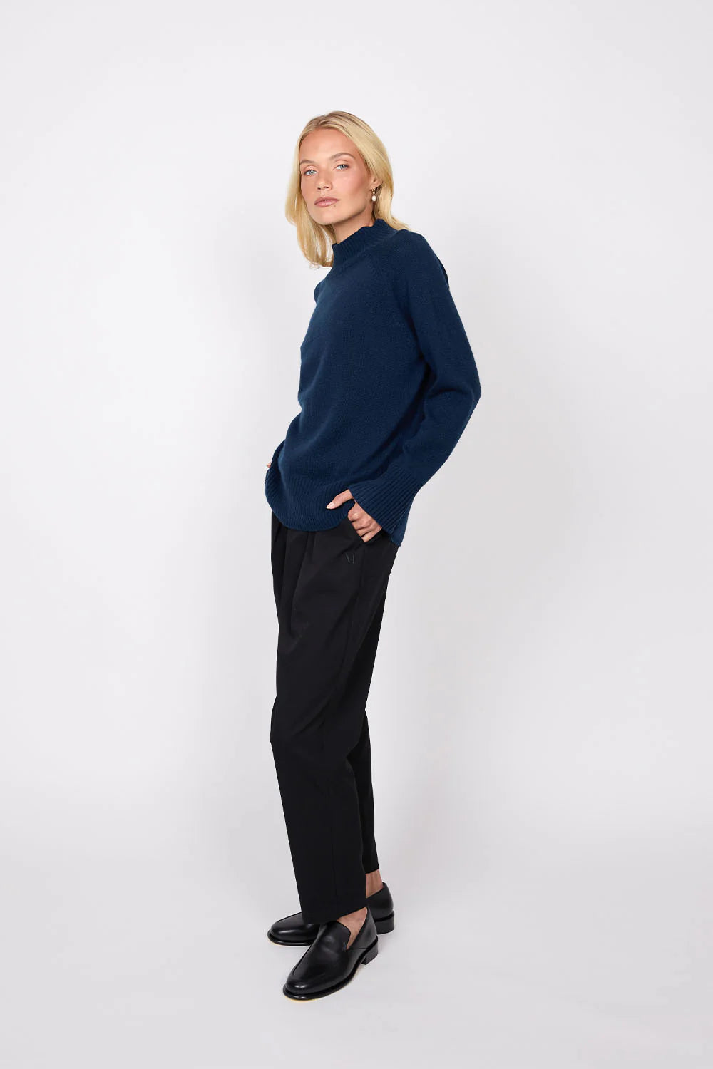 Cashmere Funnel Neck - Midnight
