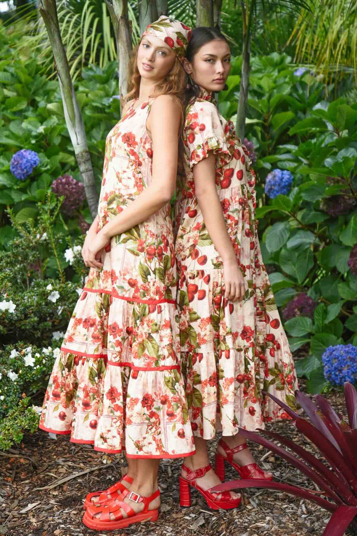Frillaxed Dress - Cherry