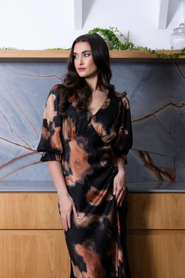 Inviting Dress - Smudge