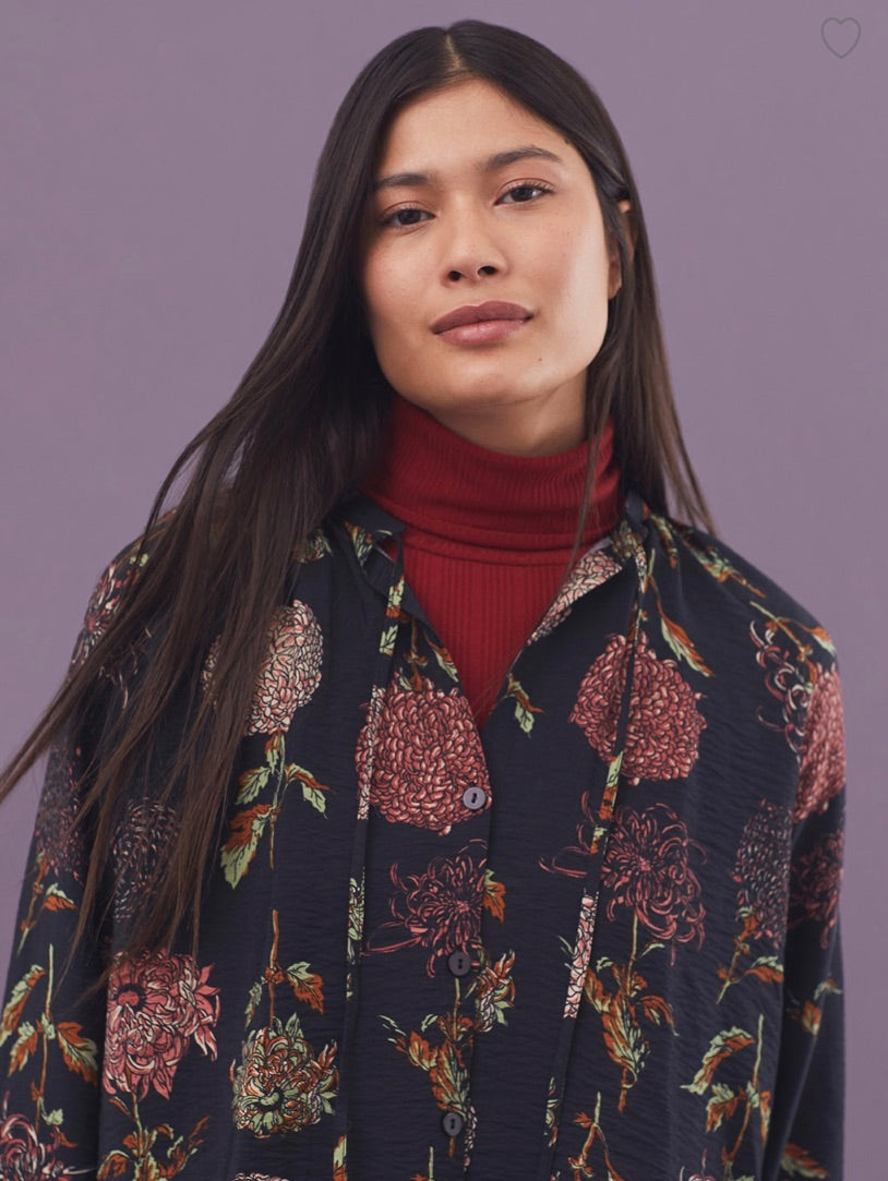 Nice Things Kiku Crinkle Blouse