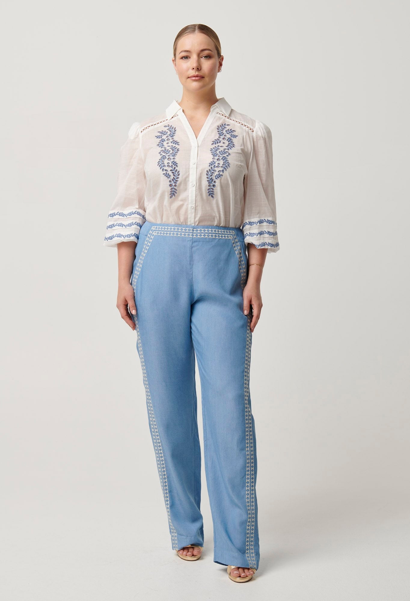 Fleurine Embroidered Cotton Shirt in Milk