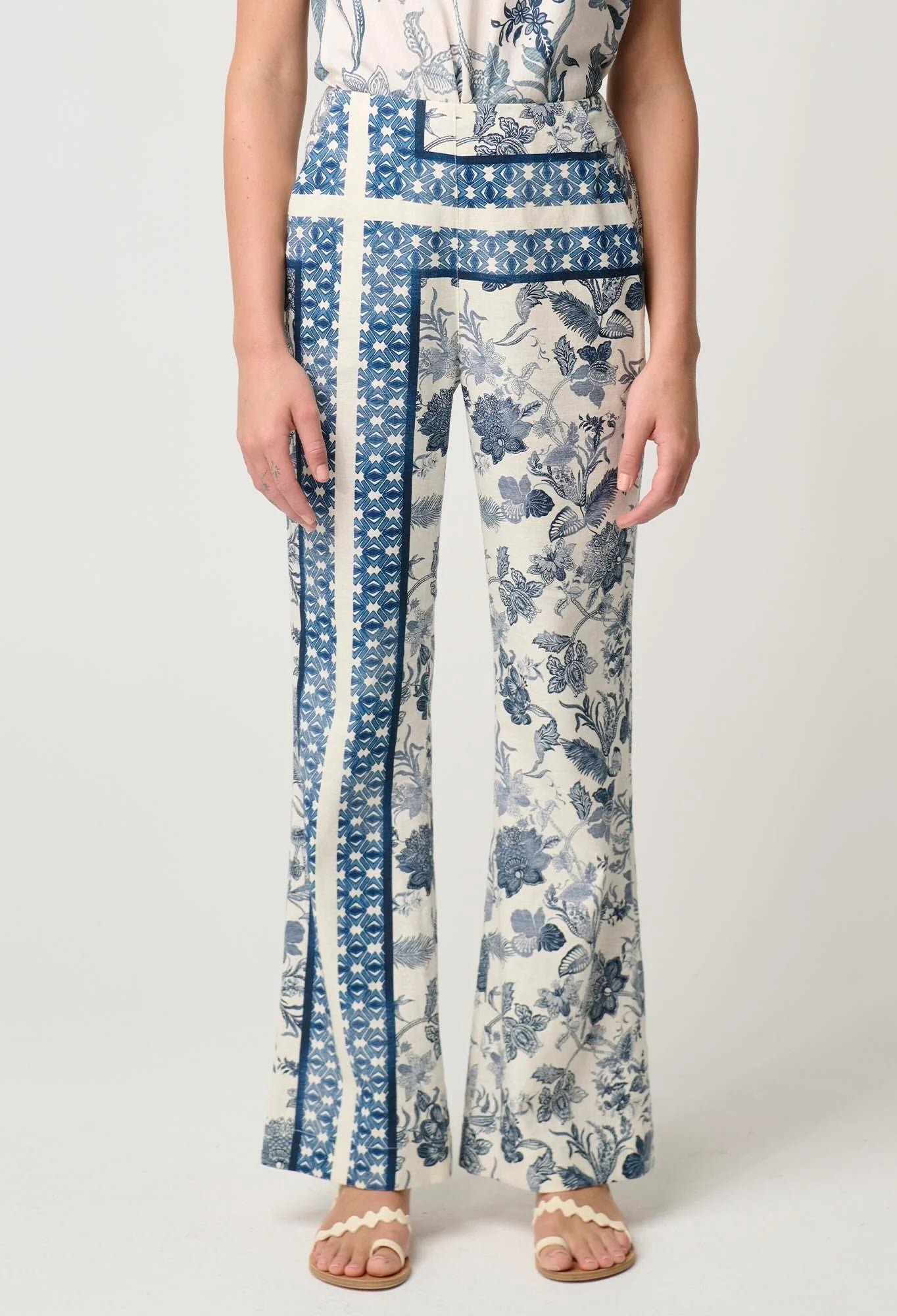 Bahia Stretch Linen Pant in Ink Flé Print