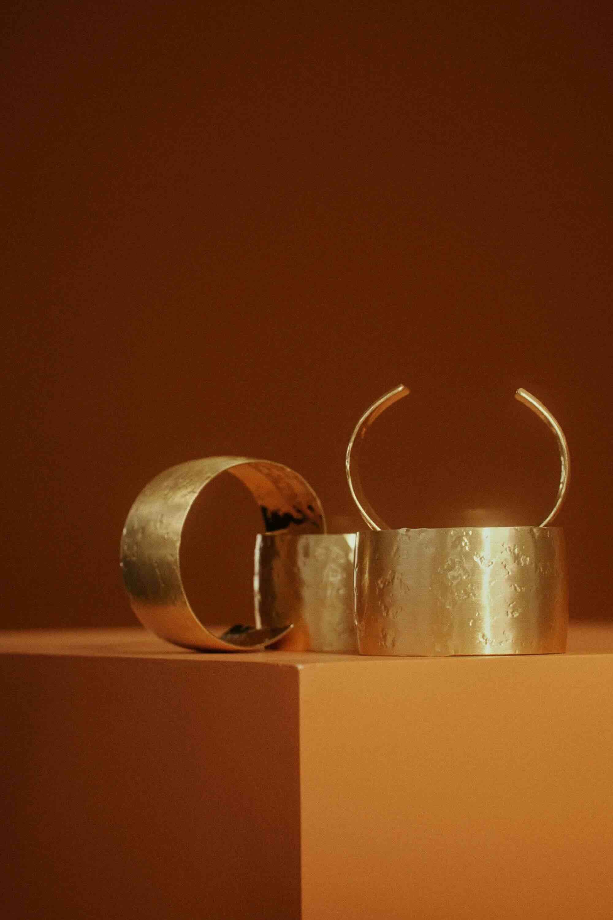 Gild Cuff Bangle - Gold