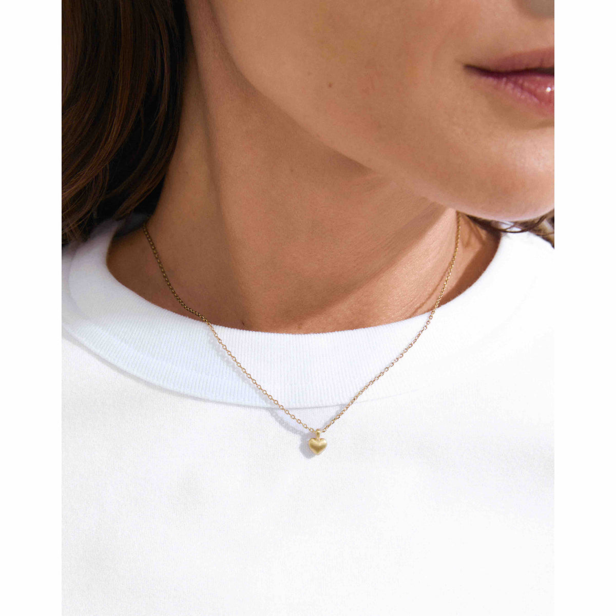 Sophia Tiny Heart Pendant Necklace - Gold Plated
