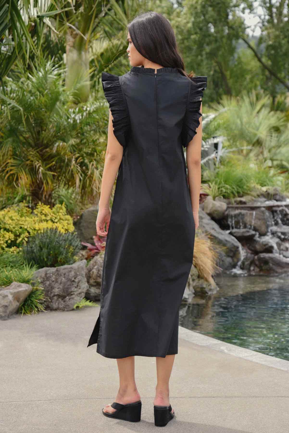 Three-Mendous Blooms Dress - Black & Cream