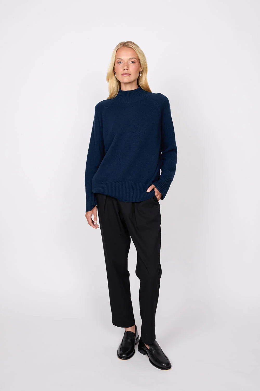 Cashmere Funnel Neck - Midnight