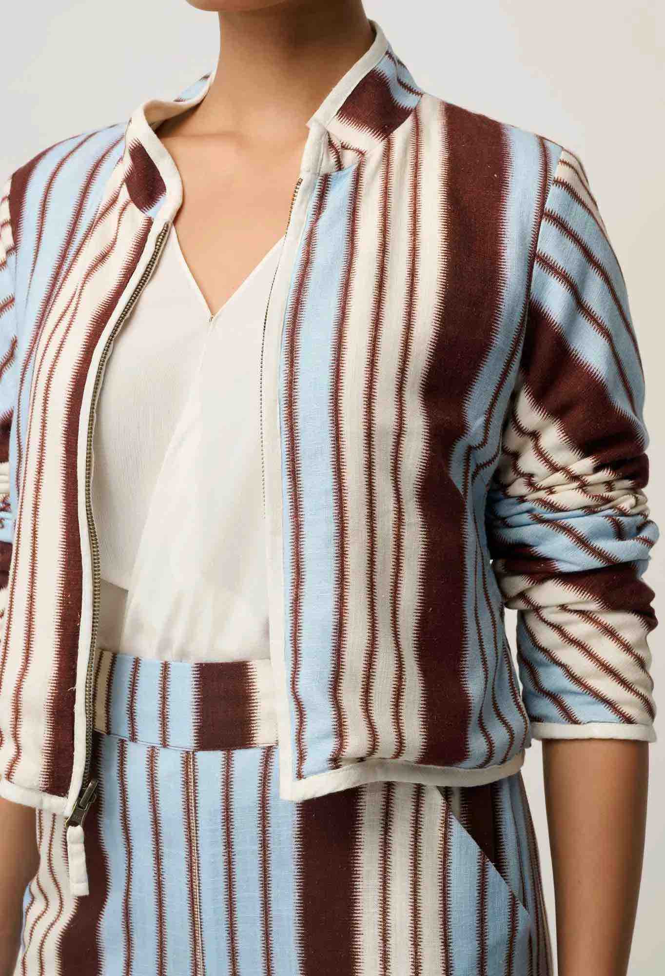 Delray Reversible Linen Viscose Jacket in Nautilus Bloom/Indescent Stripe