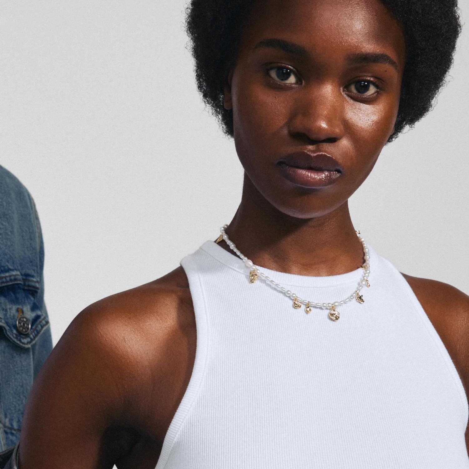 Intent Pearl Necklace - Gold Plated