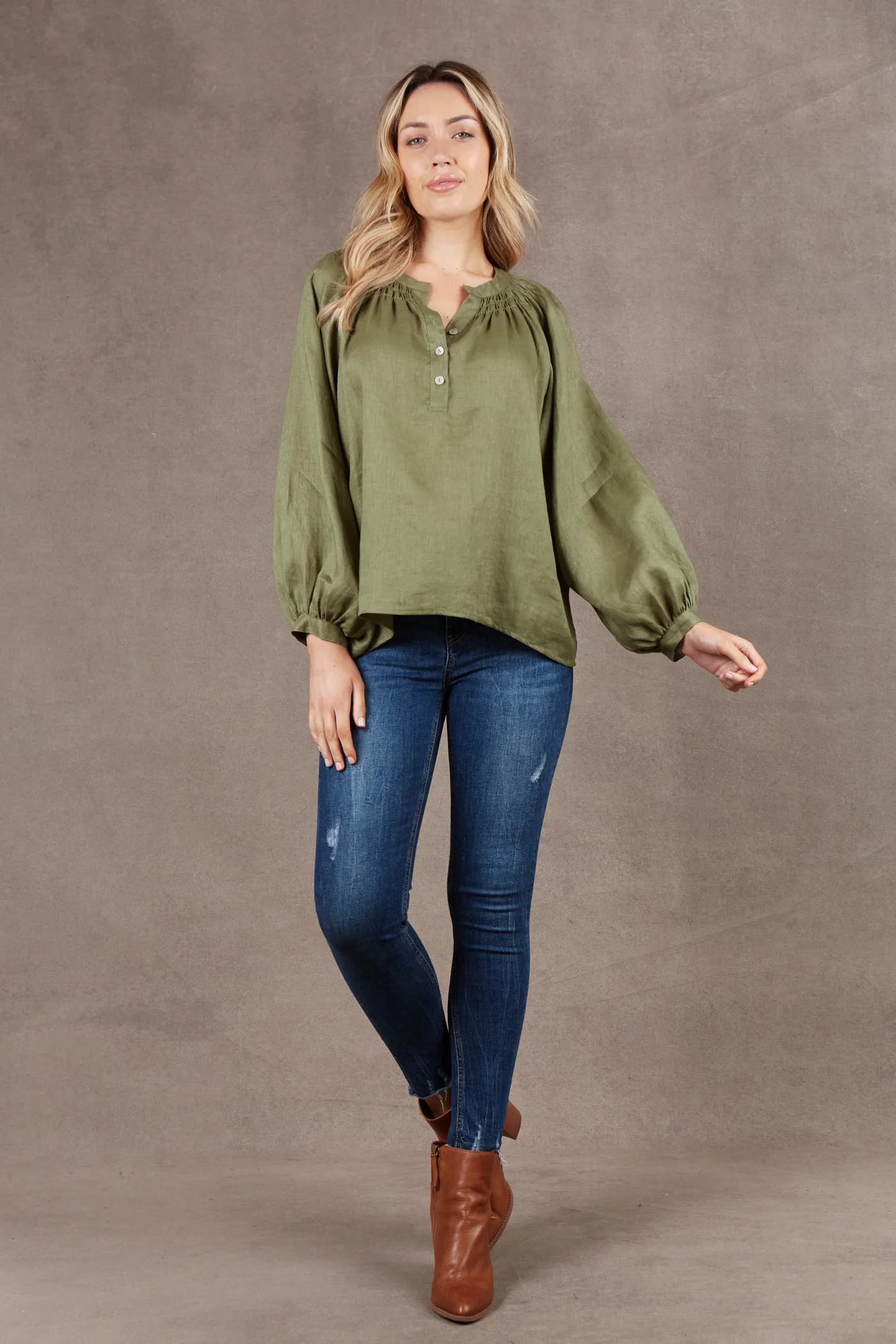 Nama Blouse