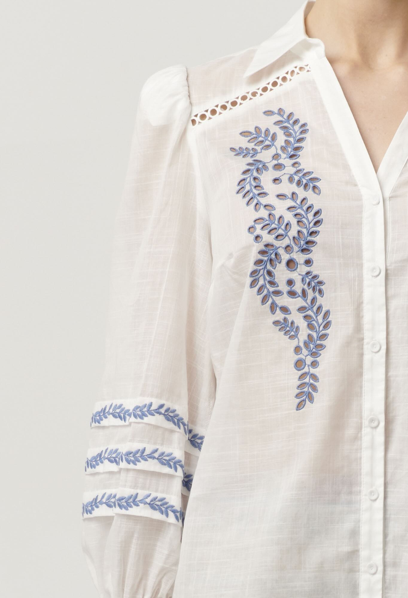 Fleurine Embroidered Cotton Shirt in Milk