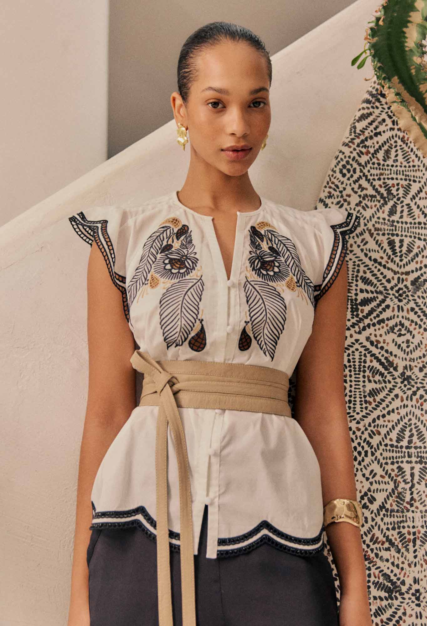 Aseel Cotton Flutter Sleeve Embroidered Top In Ivory