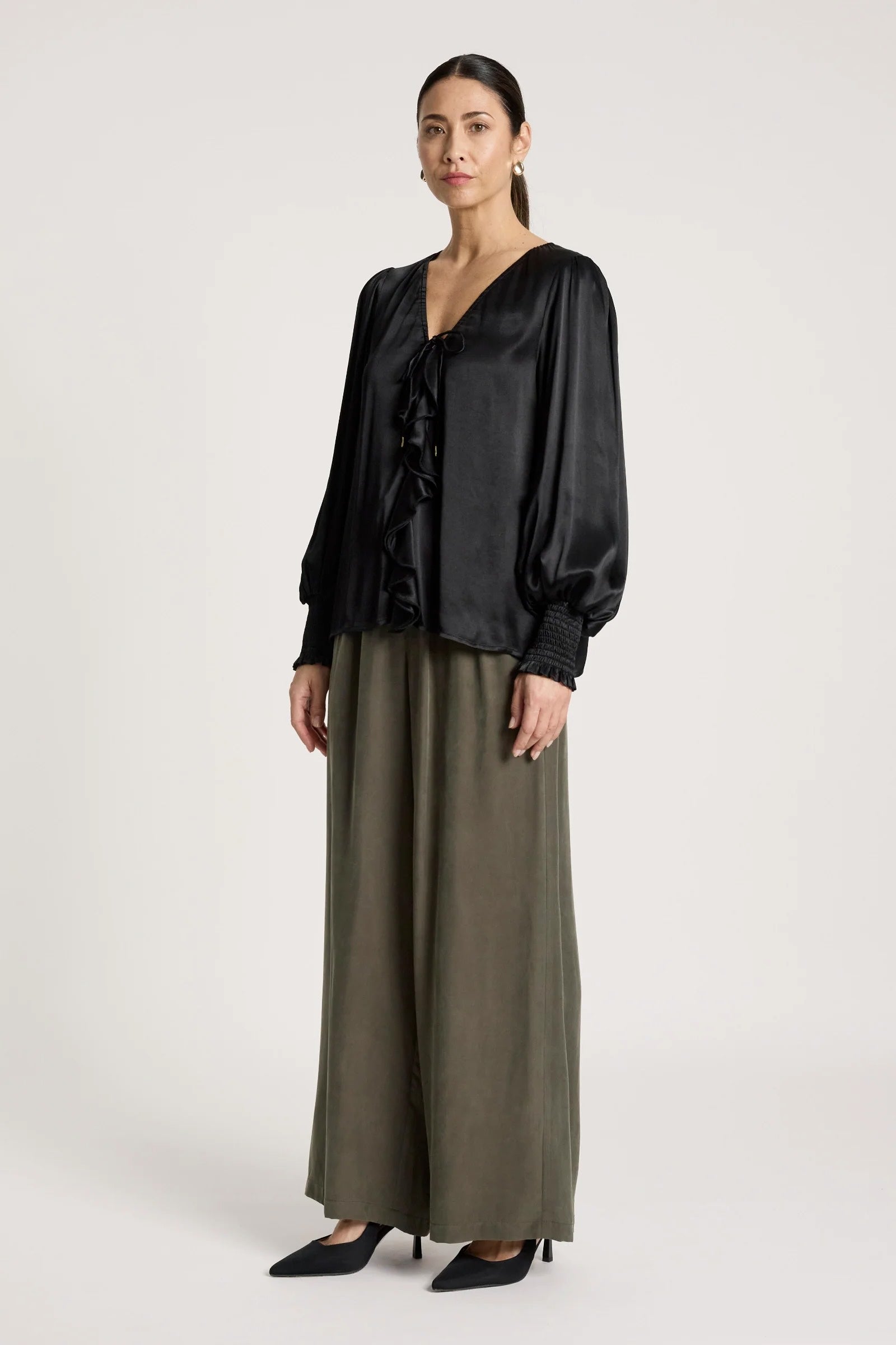 San Frill Top - Black