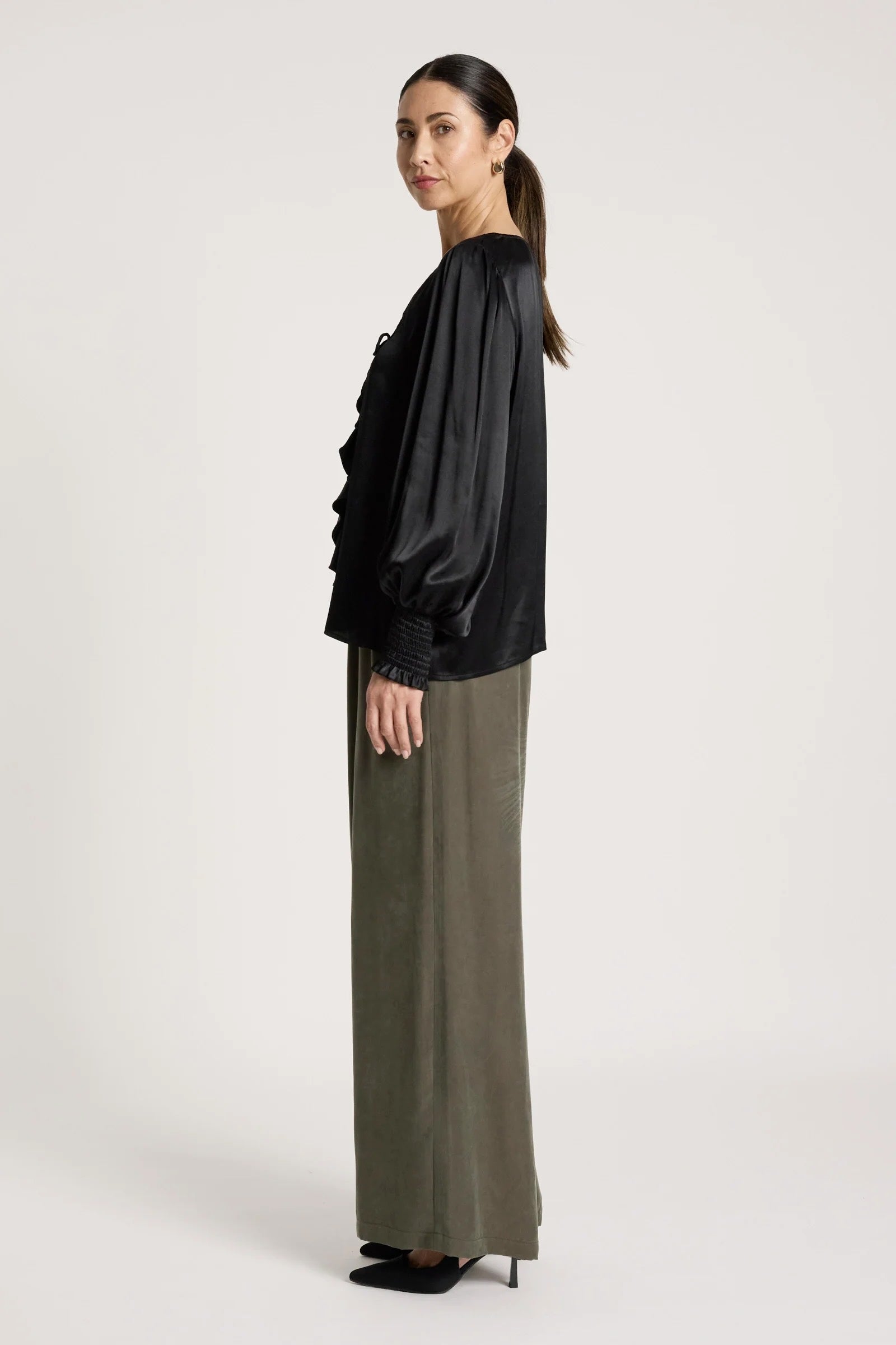 San Frill Top - Black