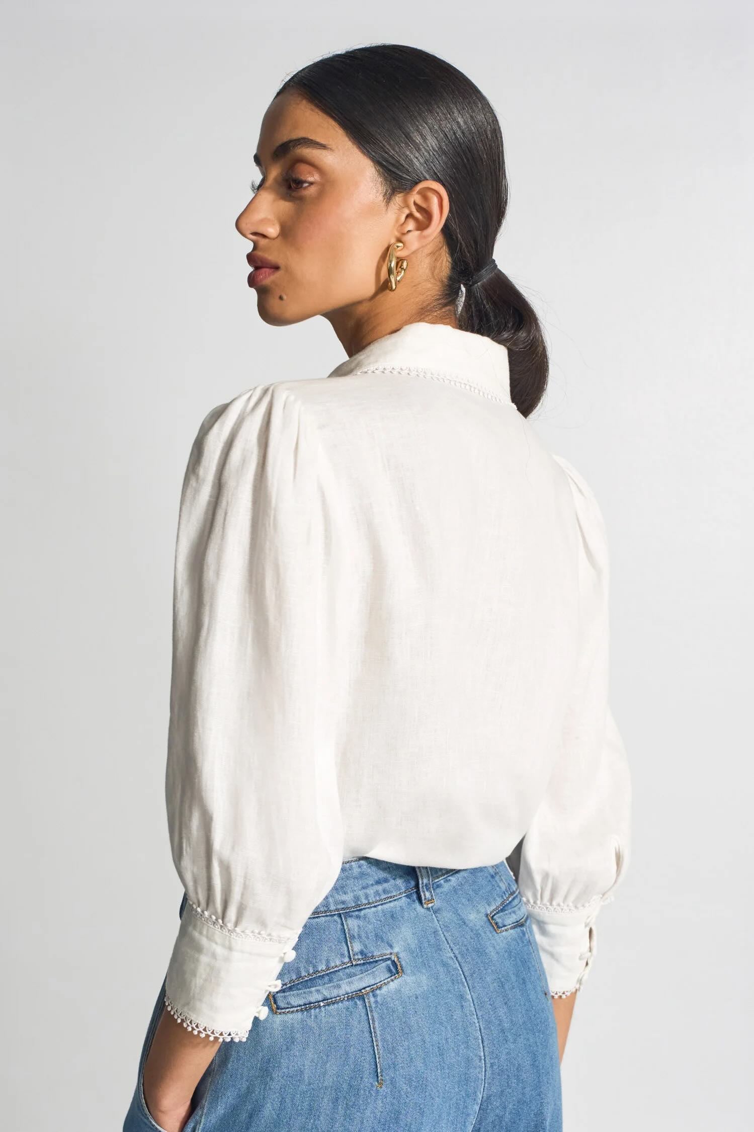 Serenade Top-Porcelain
