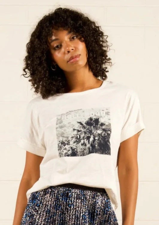 Jade Relaxed Tee - Hollywood Vintage White